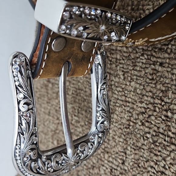 Nocona Belt Co Brown Floral Rhinestones Silver Buckle Sz Med Womens - Picture 2 of 8